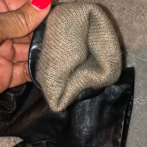 NEIMAN MARCUS leather gloves - Picture 4 of 7